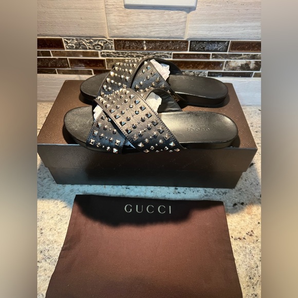 SOLD SOLD Authentic Gucci Vacchetta Austin Nero Sandal - Picture 5 of 16